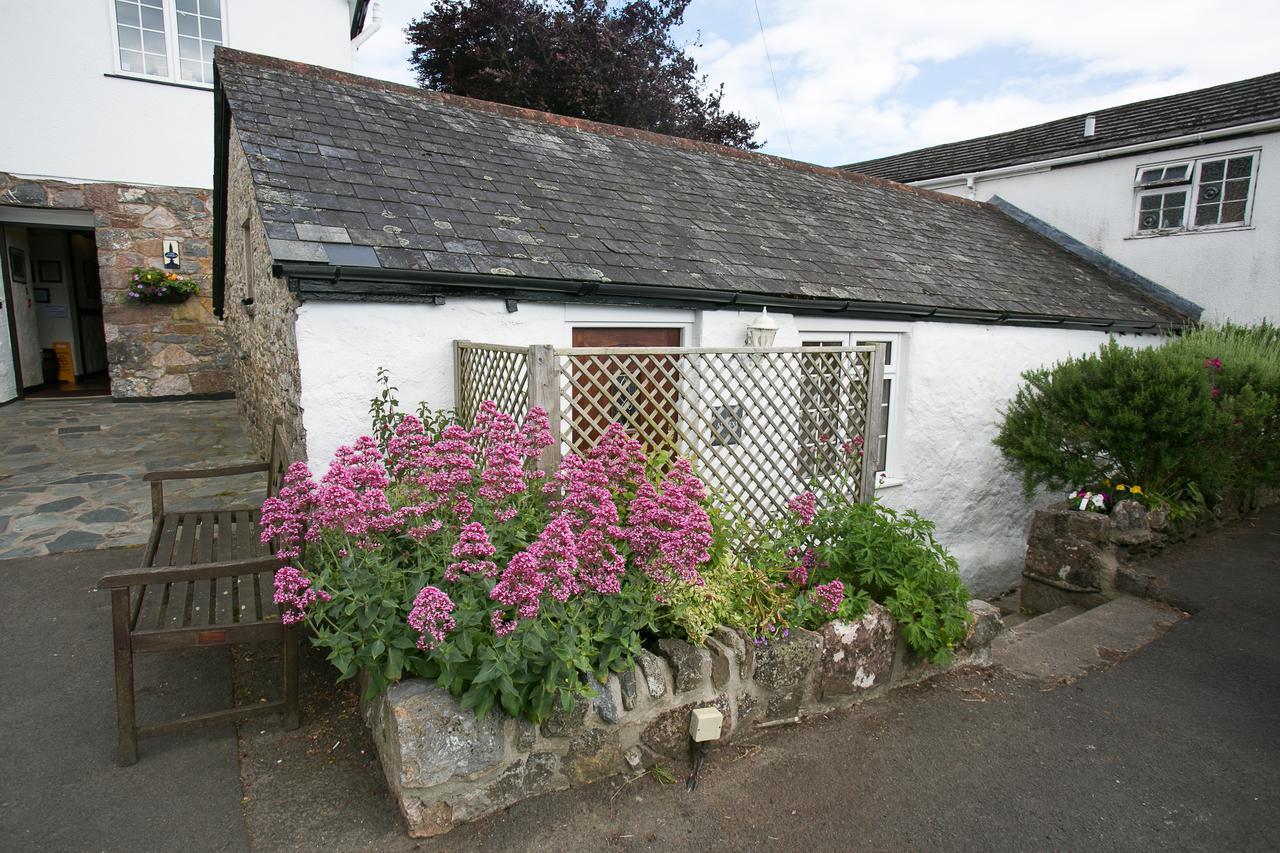 The Sea Trout Inn Totnes Eksteriør billede